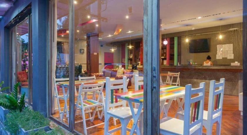 Oyo 292 The Oddy Hip Hotel Patong Екстер'єр фото